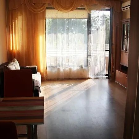 Relax In Sarafovo דירה *